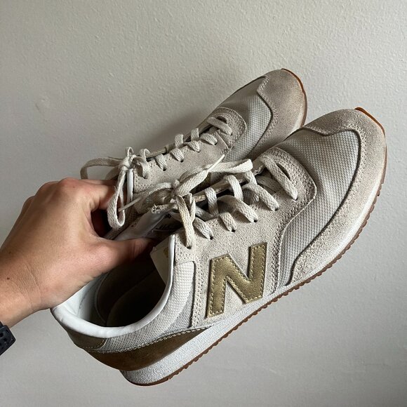 New Balance x J Crew 520 Gold and Cream Sneakers, Size 10 - Picture 2 of 7
